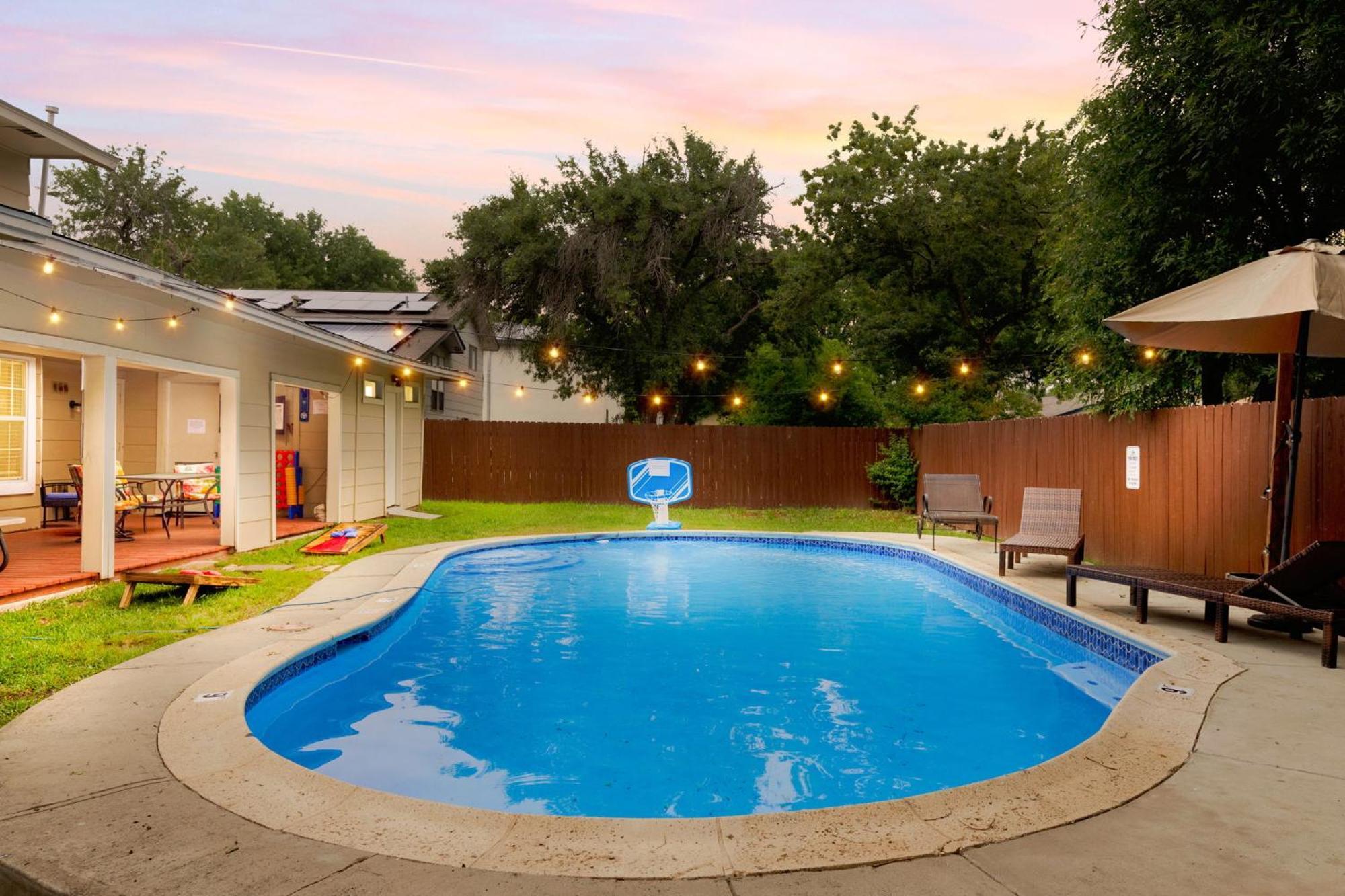 Spacious 4 Bedroom With Pool-Minutes To Seaworld And Lackland Afb San Antonio Kültér fotó